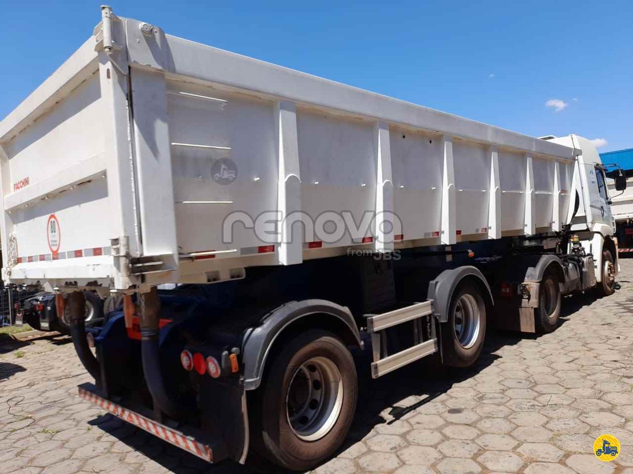 CARRETA SEMI-REBOQUE BASCULANTE Renova JBS SAO PAULO SÃO PAULO SP